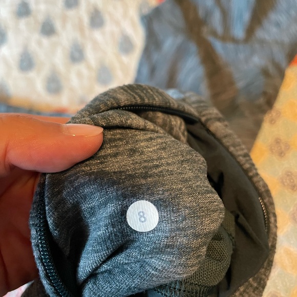 Lululemon top - Picture 5 of 5